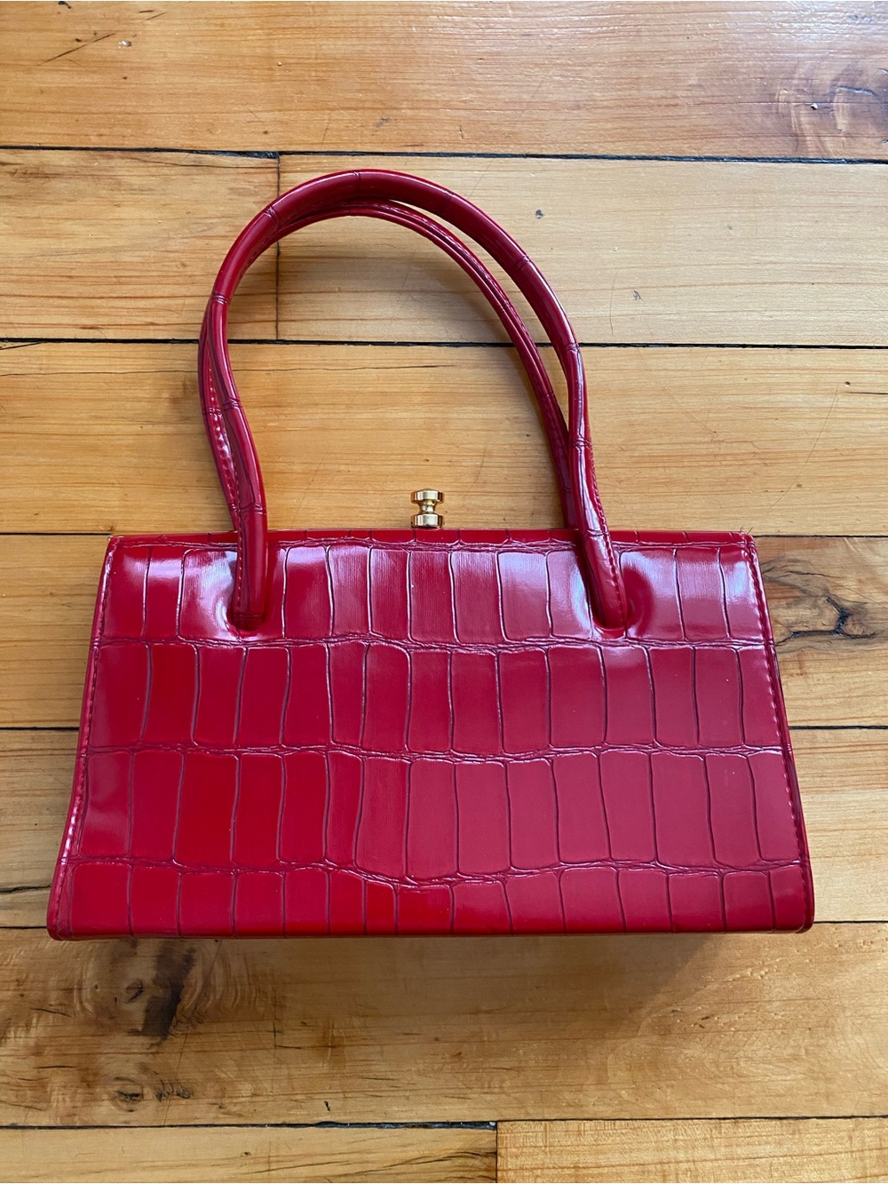 ❤️ EUC Vintage Freedex Faux Patent Croc Bag with Gold Hardware